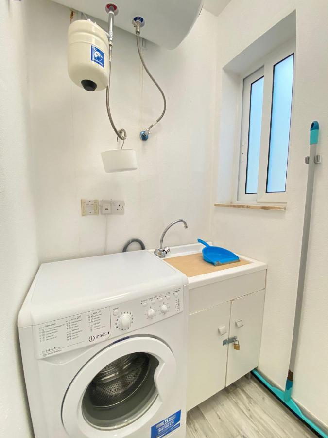 Apartamento Penthouse "Maltese Scent" Mellieħa Exterior foto
